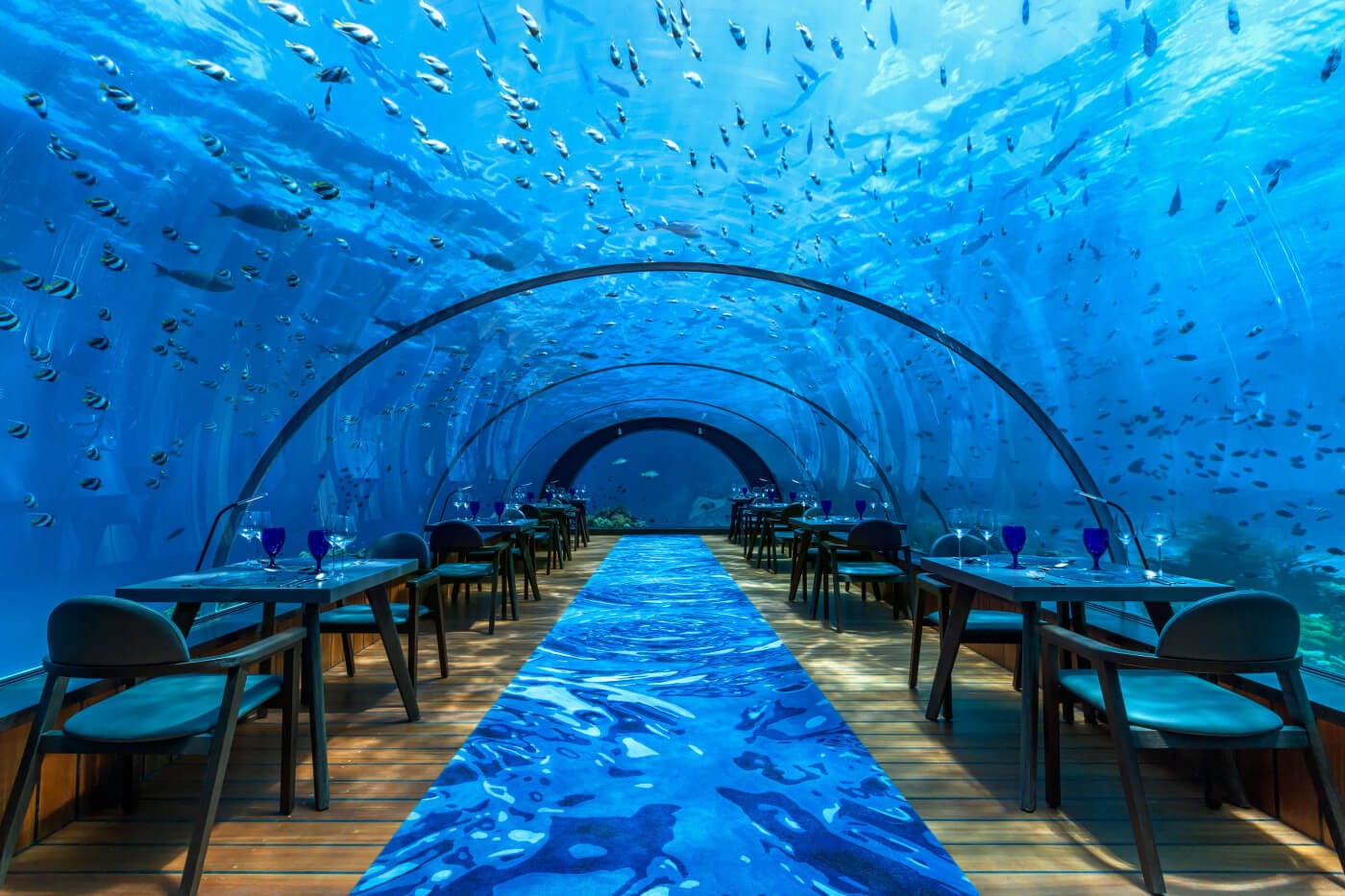 underwater restaurant